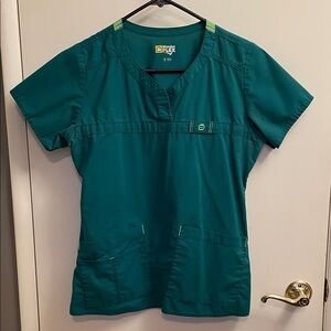 Women's WonderWink Green Scrub Matching Top and Pants Set